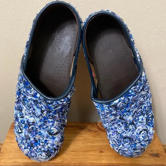 Sanita Rose Fabric Cloth Wooden Clogs Blue Swirl