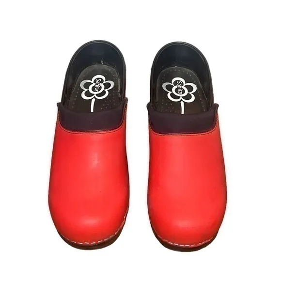 Sanita‎ Ryland Red Leather Clogs
