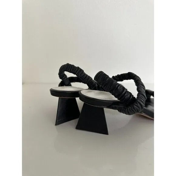 Schutz Lirah Mid Leather Heel Sandal Black Triangle Block Heel Comfort Size 6