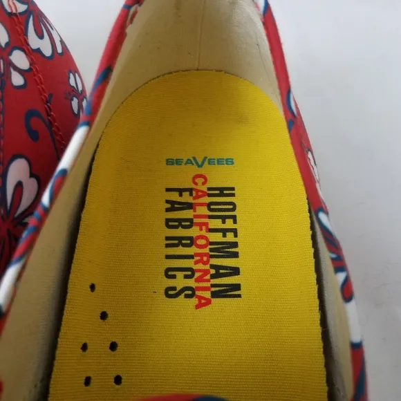 Seavees Mens Baja Slip-On 10 NWOT