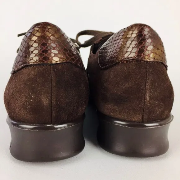 Sesto Meucci Womens Narrow Caren Sneaker Brown Suede Snake Print size 9N