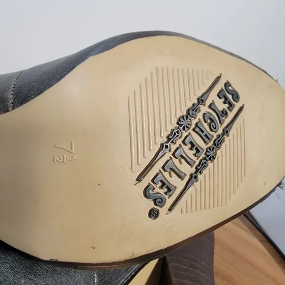 Seychelles Vintage Style Distressed Retro Leather and Wood heels Size 7.5