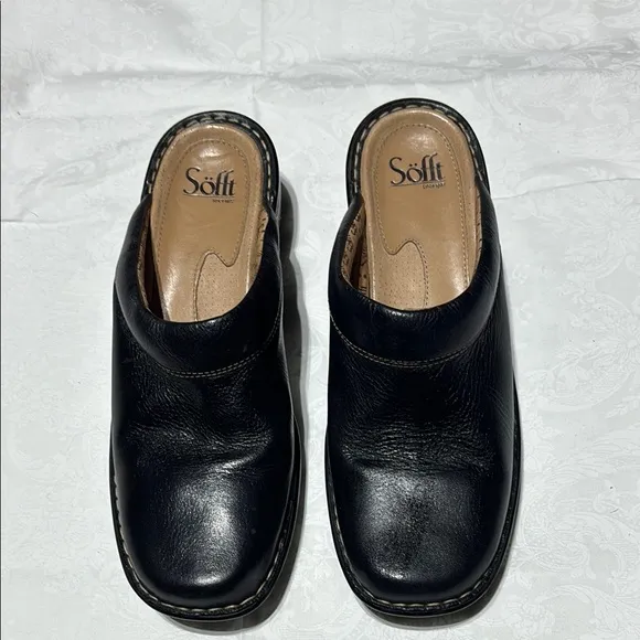 Söfft Black Leather Clogs size 10 guc mule slip on style