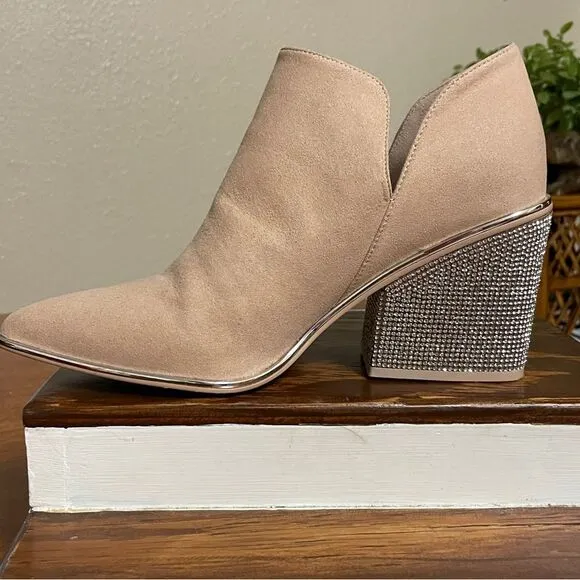 She Is Cheval Le Tigre Dynamite Ankle Bootie Rhinestone Bling Block Heels 8.5