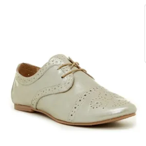 Sheridan Mia Praha Silver Leather Tie Oxfords 39