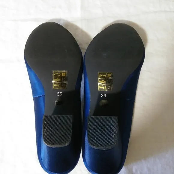 Shoes of Prey Royal Blue Heels Size 36
