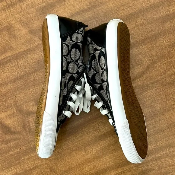 Signature Coach Barrett Il Monogram Sneakers Women 7.5