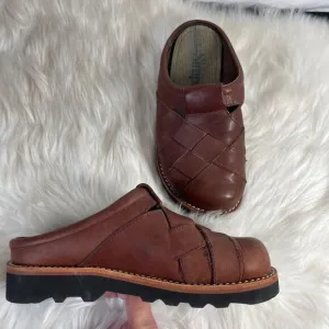 Simple Woven Leather Lug Sole Ivan Tan Clogs Slides Sz 6.5