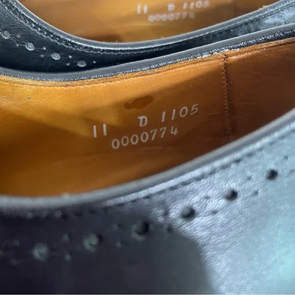 Size 11 D Allen Edmonds Black Fairfax Wholecut Oxfords