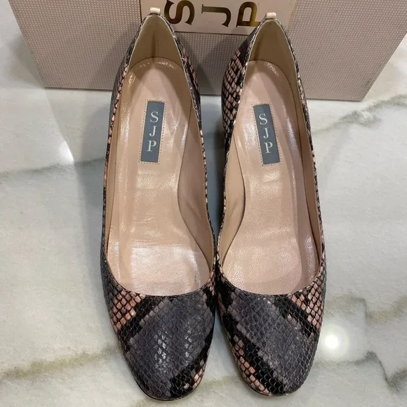 SJP Heels size 37 Gray Pink Snakeprint Block Heel Made in Italy