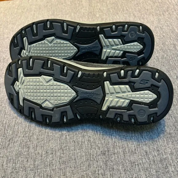 Skechers Men's Expected Avillo