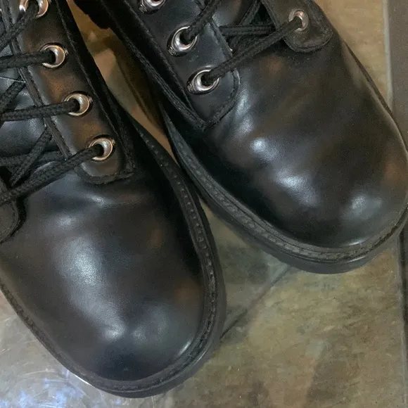 SKECHERS| VINTAGE LEATHER OXFORDS
