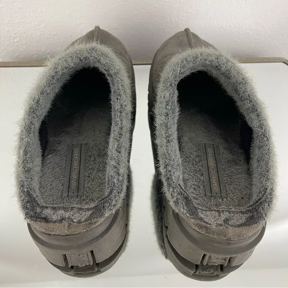 SKECHERS Vintage Y2K Grey Faux Fur Chunky Platform Lug Sole Cozy Clog Slides