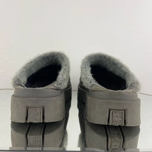SKECHERS Vintage Y2K Grey Faux Fur Chunky Platform Lug Sole Cozy Clog Slides
