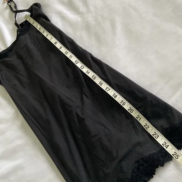 SKIMS Fits Everybody Lace Slip Dress Adjustable Straps Black Elegant Size Small