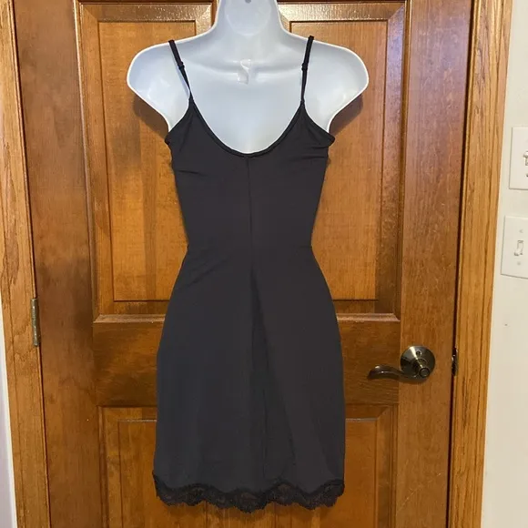 SKIMS Fits Everybody Lace Slip Dress Adjustable Straps Black Elegant Size Small