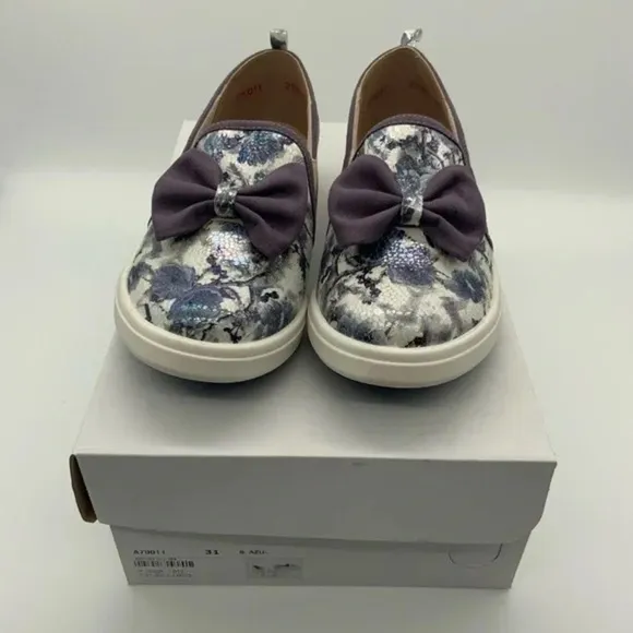 SLIP-ON FOR GIRLS,Azul Vegan Glitter Florar Pattern, Size # 31