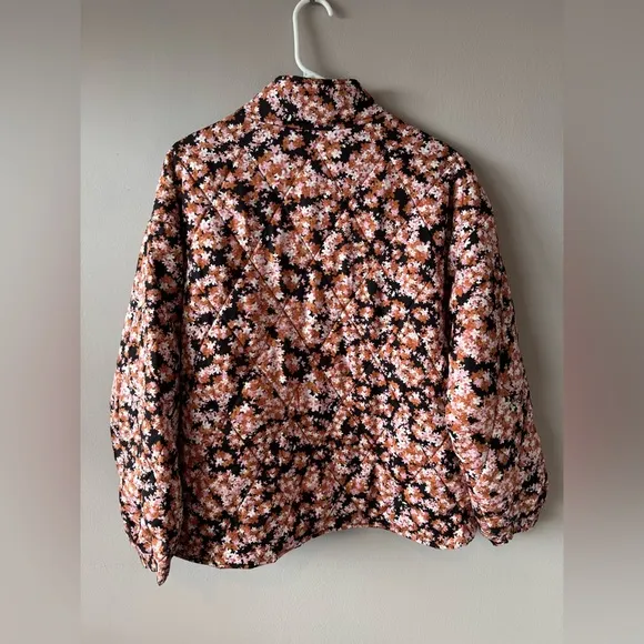 Social Standard by Sanctuary Women’s NWT Quilted Twill‎ Floral Jacket Size Large