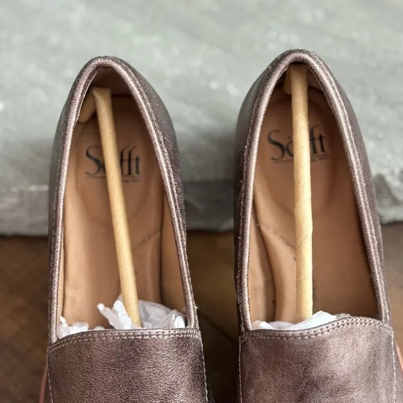 Sofft Women’s Size 6.5 Napoli Bronze Leather Loafer Slip On Shoe