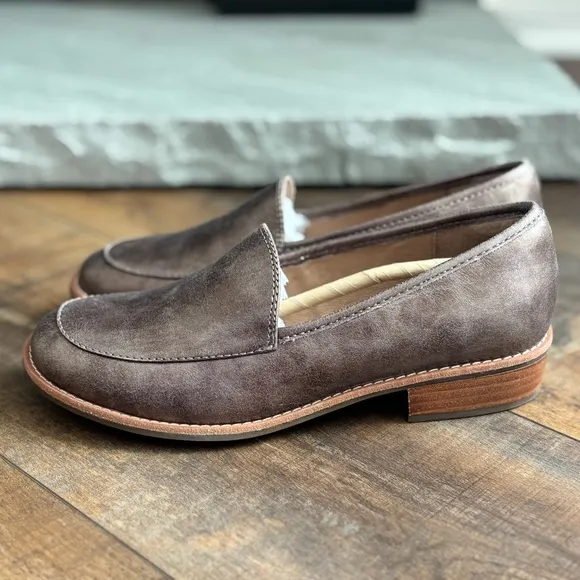 Sofft Women’s Size 6.5 Napoli Bronze Leather Loafer Slip On Shoe