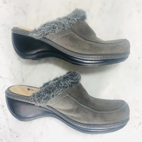SOFTWALK Mule Clog Women 9 M Dark Gray Suede Faux Fur Trim Wedge Slip-On EUC