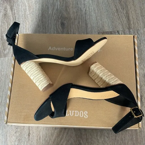 Soludos Tall Capris Leather/Suede Heels Size 6