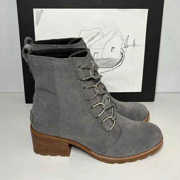 SOREL Cate Waterproof Lace-UpLug Sole Booties Women’s Size 8.5 EU 38.5