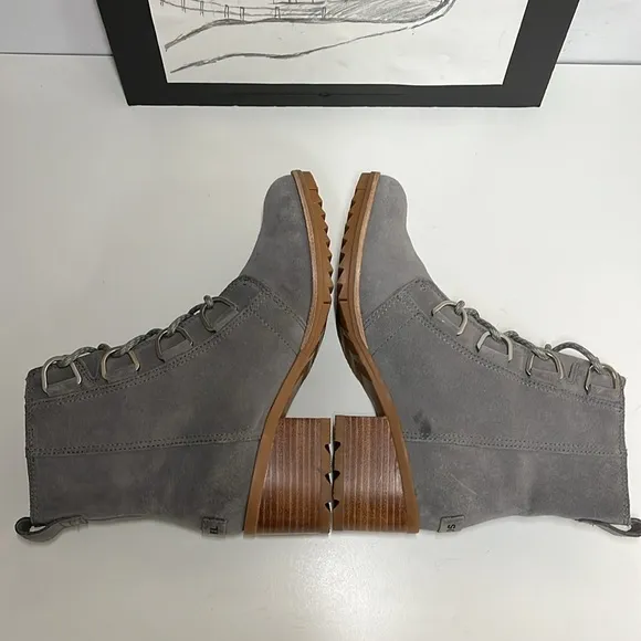 SOREL Cate Waterproof Lace-UpLug Sole Booties Women’s Size 8.5 EU 38.5