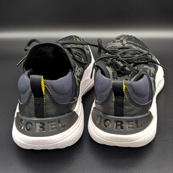 Sorel Explorer Blitz Stride Lace Sneaker NWOT
