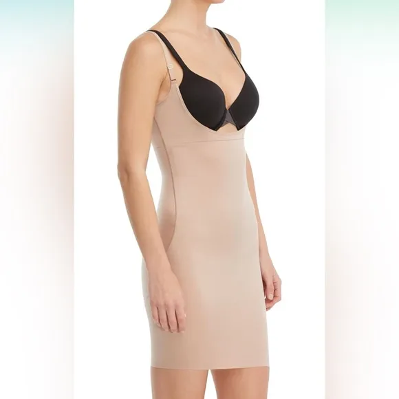 Spanx SmartGrip Slips Nude Open-Bust Full