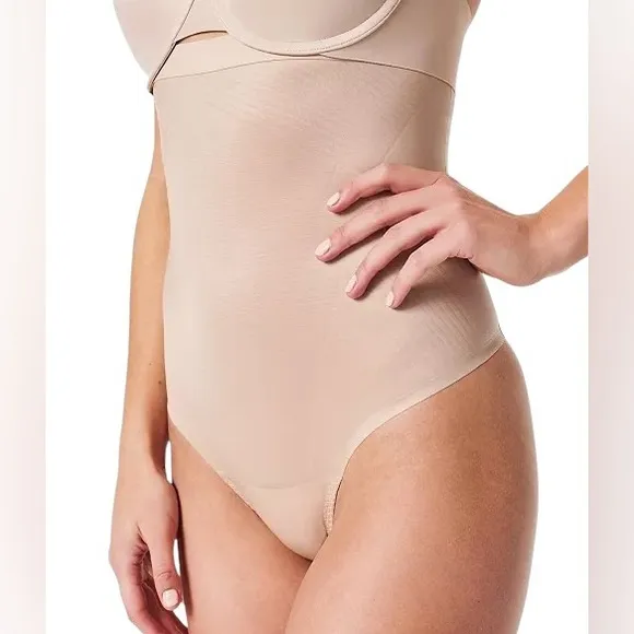 SPANX Thinstincts 2.0 High-Waisted Shaping Thong! Retail $68.