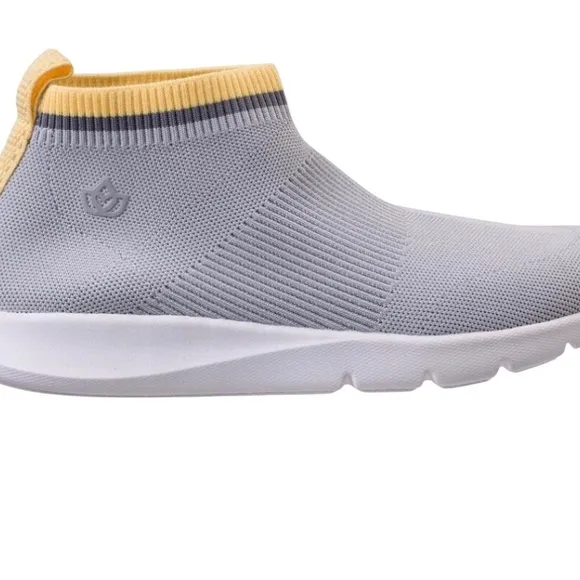 Spenco Pure Love Glacier Grey Stretch Knit Orthotic Support Shoes Size 9.5D NIB