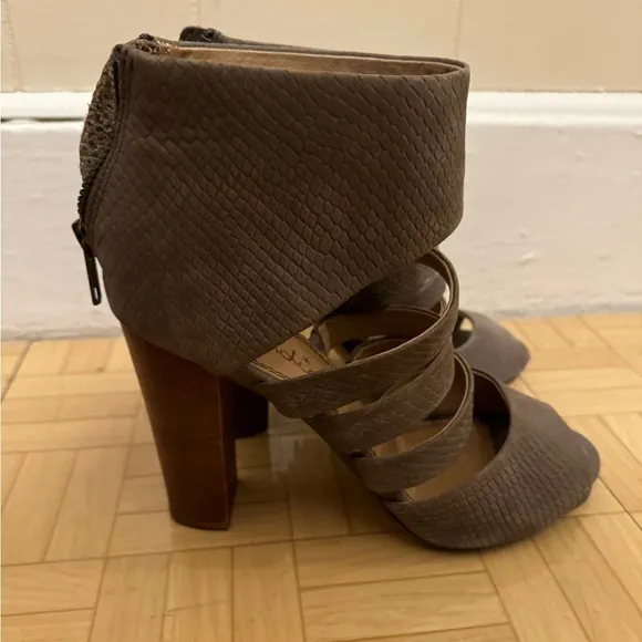 Splendid Brown Open Toe Heels size 7M