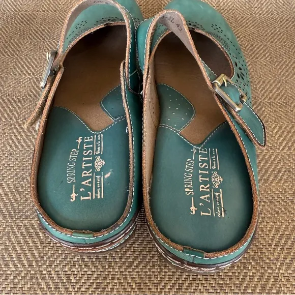 Spring Step L'Aritiste Aneria Turquoise Leather Mary Jane Clogs Women's EU 43