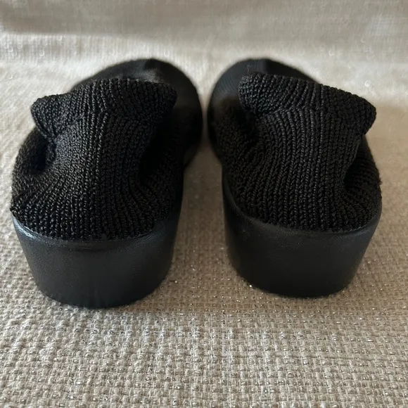 Spring Step Tender Black Breathable Knit Slip-On Shoe