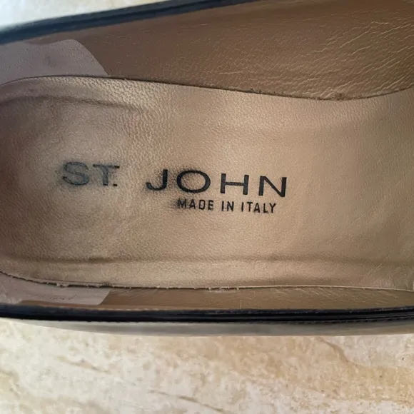 St. John Black White Patent Leather Pump