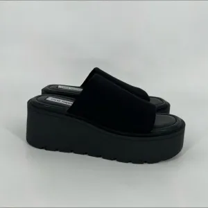 Steve Madden 90s Inspired Super Chunky Platform Scrunchy Fabric Slip On Slides