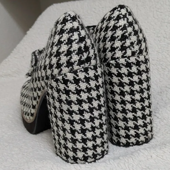 Steve Madden Black and White Houndstooth Block Heels