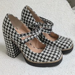 Steve Madden Black and White Houndstooth Block Heels