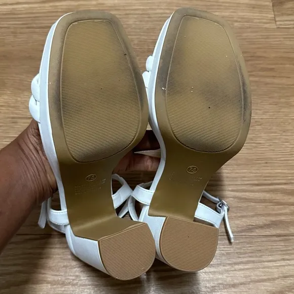 Steve Madden Block Heel Sandal