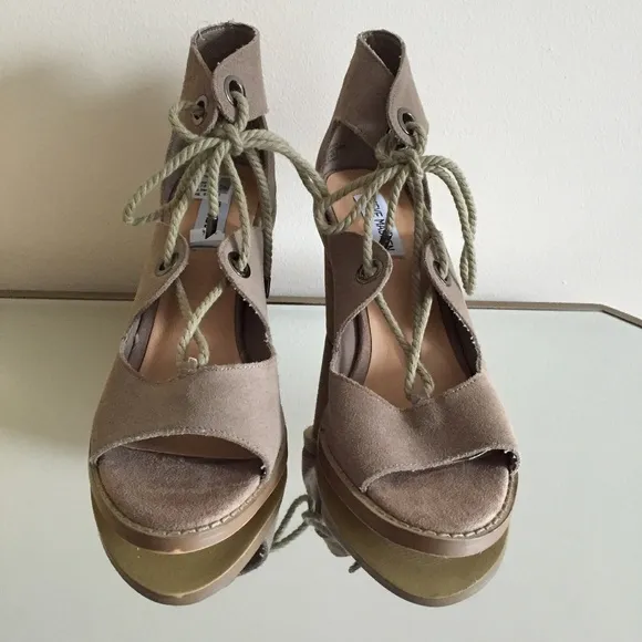 STEVE MADDEN Carah Sandal Heels NEW
