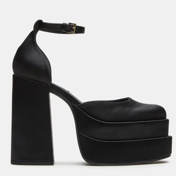 Steve Madden Charlize Black Satin Platform Heels | Size 6.5