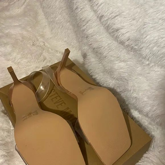 STEVE MADDEN Clear Slingback Open-Toe Heels. Size 11