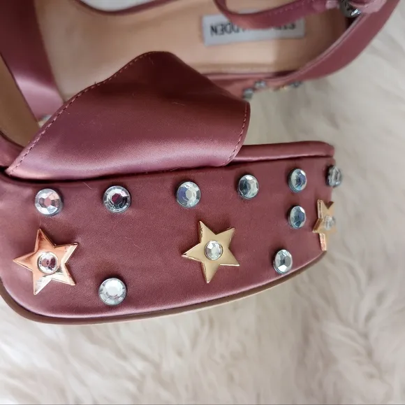 Steve Madden Dusty Rose Glory Studded Chunky Platform Heels