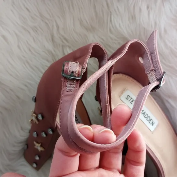 Steve Madden Dusty Rose Glory Studded Chunky Platform Heels