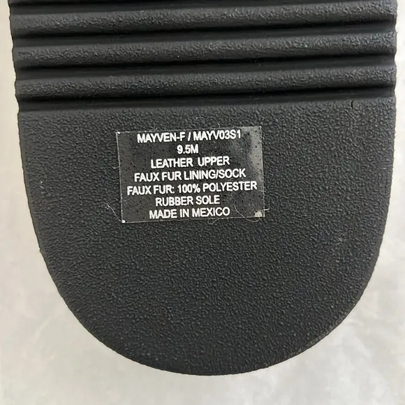 STEVE MADDEN MAYVEN FAUX FUR BLACK LEATHER SANDALS