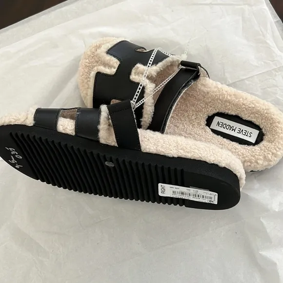 STEVE MADDEN MAYVEN FAUX FUR BLACK LEATHER SANDALS