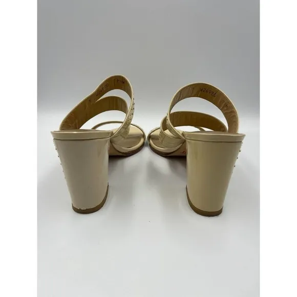 Stuart Weitzman 7.5 Heels Open Toe Patent Leather Studded Beige Chunky Heel