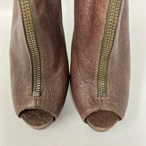 Stuart Weitzman Brown Leather Cage Zip Open Toe Heels, Women’s Size 7M