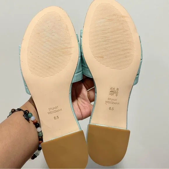 🌹STUART WEITZMAN🌹 Catherine Croc-Effect Leather Slides Size: 6.5
